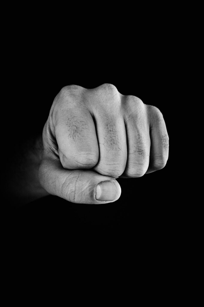 第二新卒の転職面接で非言語コミュニケーションに注意すべきポイントは？